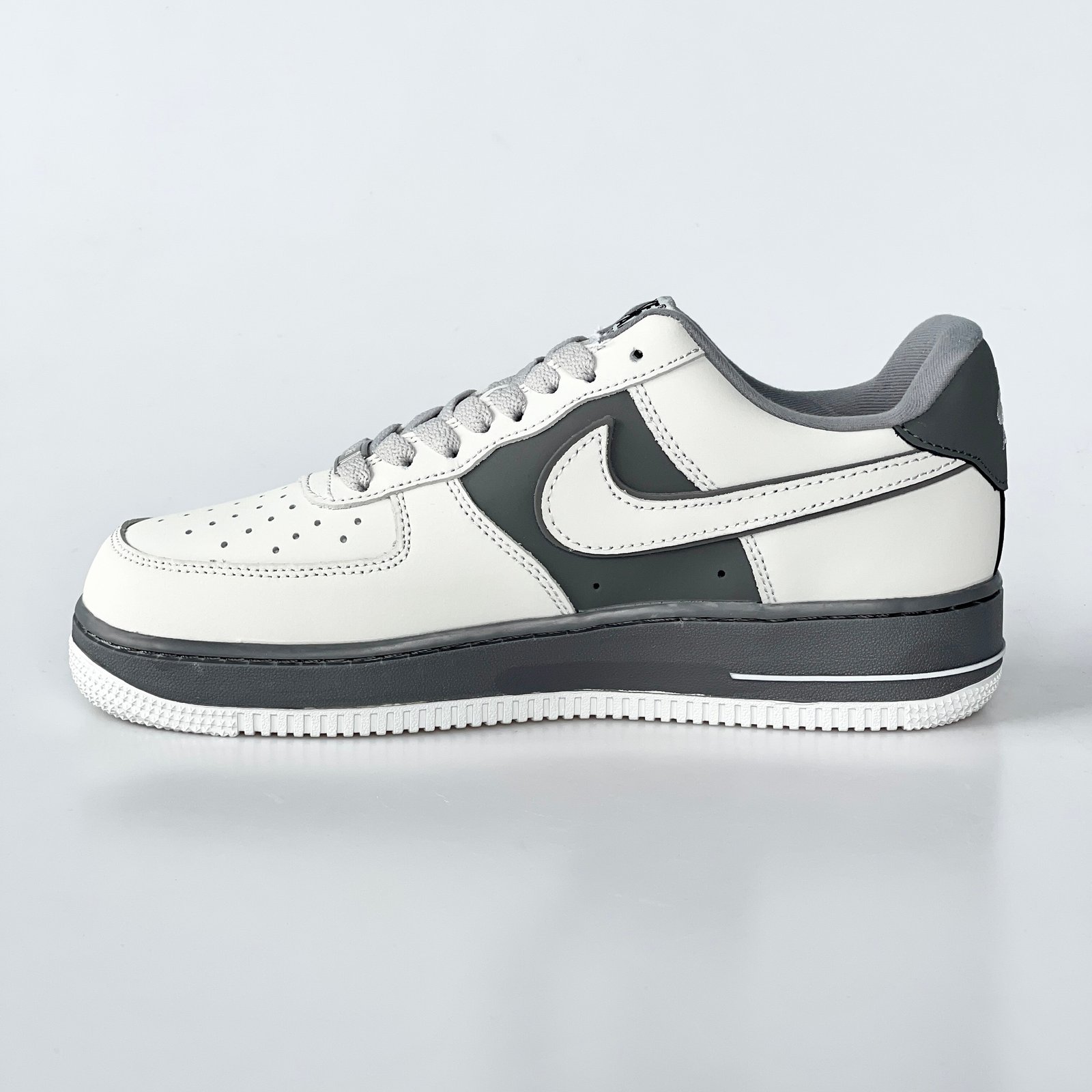 Nike Air Force 1 Low Sneakers In White And Grey