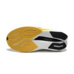 New Balance FuelCell SuperComp Trainer v3 White Green - Image 5