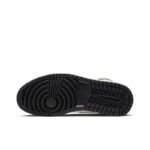 Air Jordan 1 Retro High Dark Mocha - Image 6