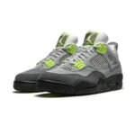 Air Jordan 4 Retro SE Neon 95 - Image 2