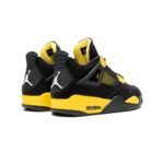 Air Jordan 4 Retro Thunder - Image 3