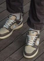 Nike SB Dunk Low Beige Brown - Image 4