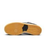 Nike SB Dunk Low Pro Black Gum - Image 6