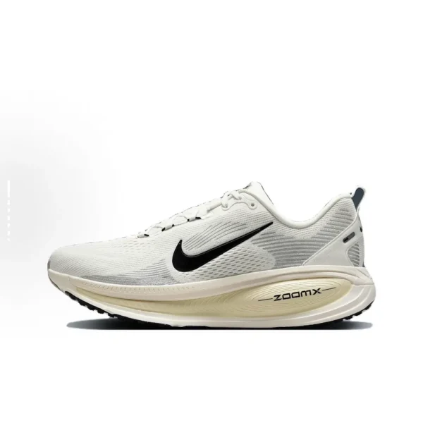 Nike Vomero 18 Coconut Milk