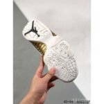 Nike Air Jordan 9 Statue - Image 6