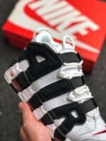 Nike Air More Uptempo Scottie Pippen - Image 5