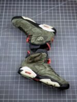 Travis Scott x Nike Air Jordan 6 Medium Olive - Image 3
