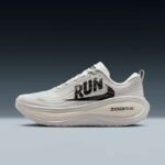 Nike Vomero Plus Run Pack